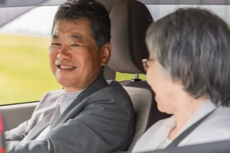 車選びの基礎知識_70歳以降の車選びの重要ポイント・おすすめ車種5選