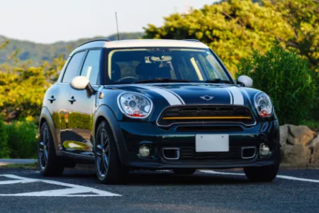 車購入前に知っておきたい基礎知識_輸入車（外車）の維持費は高い？